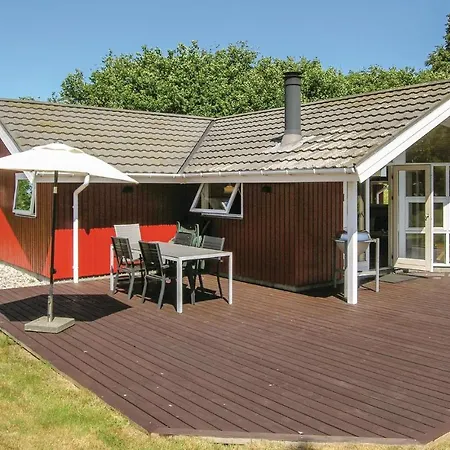 3 Bedroom Lovely In Rudkobing Holiday home